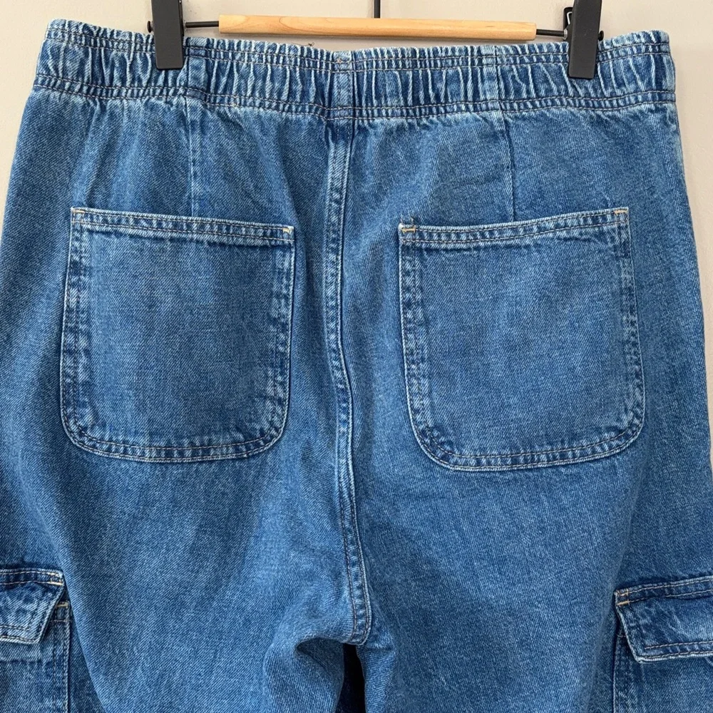 GAP Wide Leg Cargo Jeans High Rise Medium Blue Wash Size‎ Medium